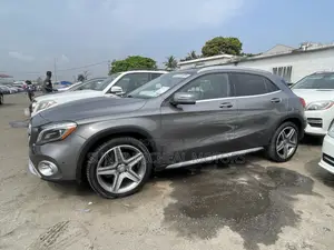 Mercedes-Benz GLA 250 2017 Gray