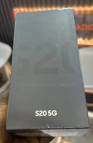 New Samsung Galaxy S20 128 GB