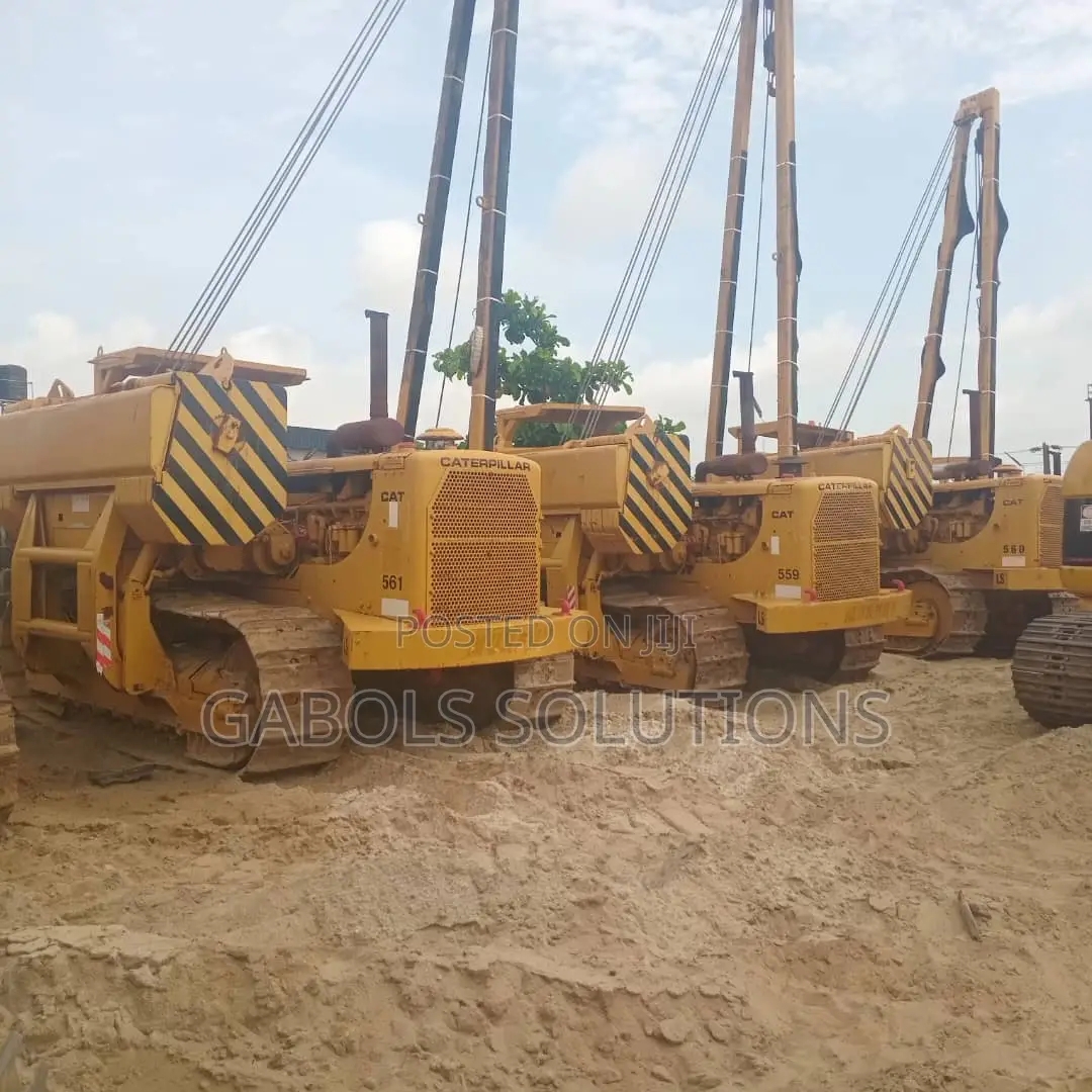 Multiple Units of Pipe Layer Buldozer
