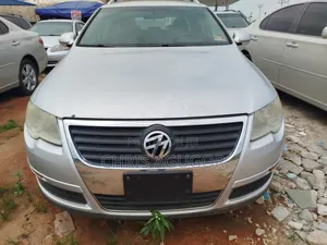 Photo - Volkswagen Passat 1.8 TSI Comfortline 2009 Silver