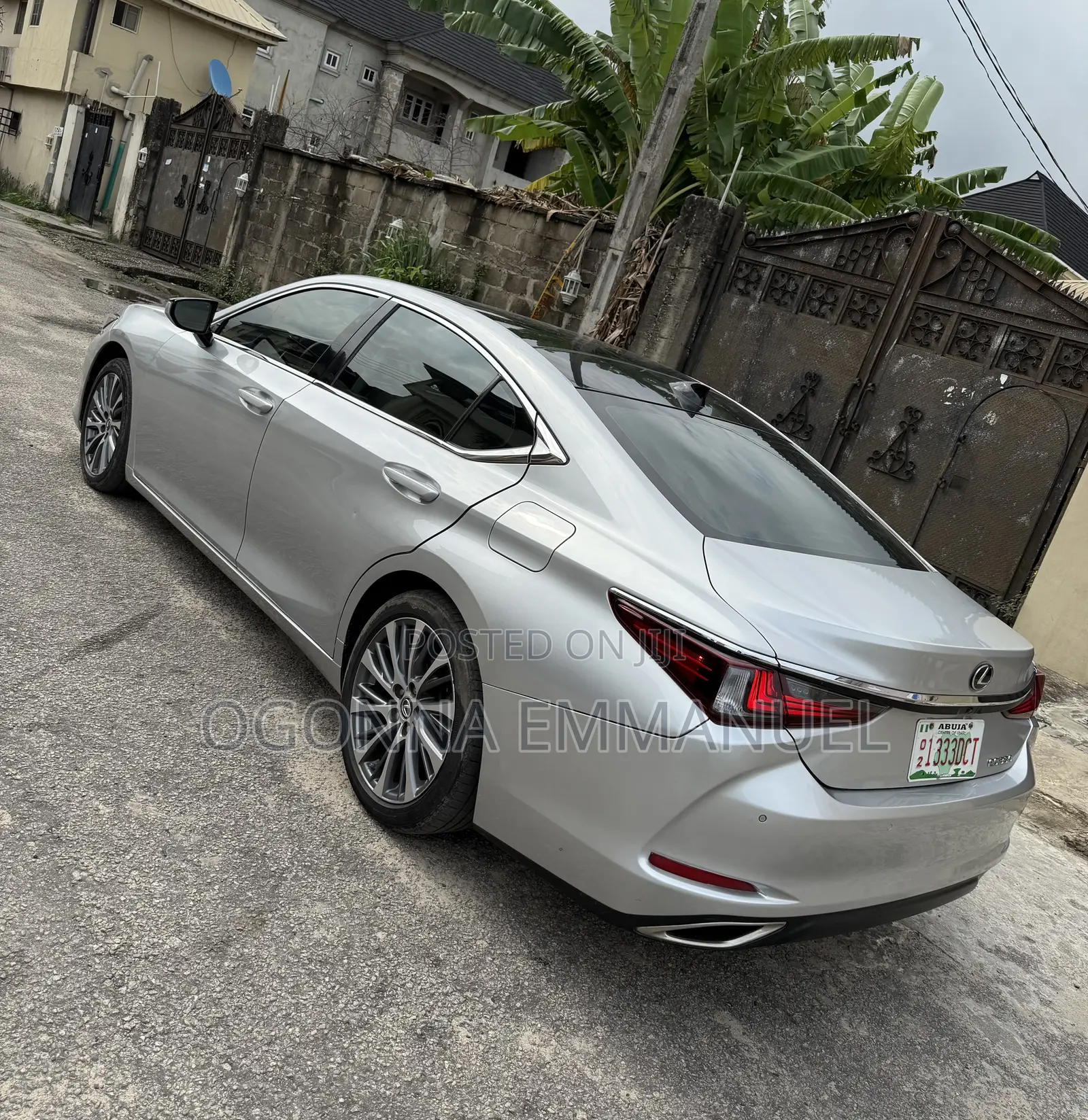 Lexus ES 2019 Silver