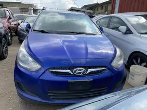 Hyundai Accent 2011 Blue