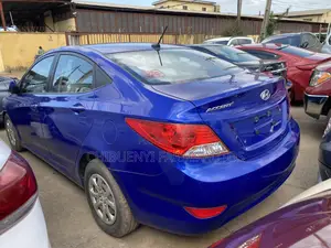 Hyundai Accent 2011 Blue