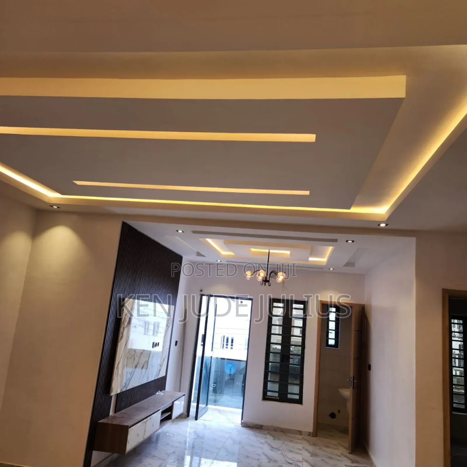 2bdrm Block of Flats in Lekki Ikate for sale