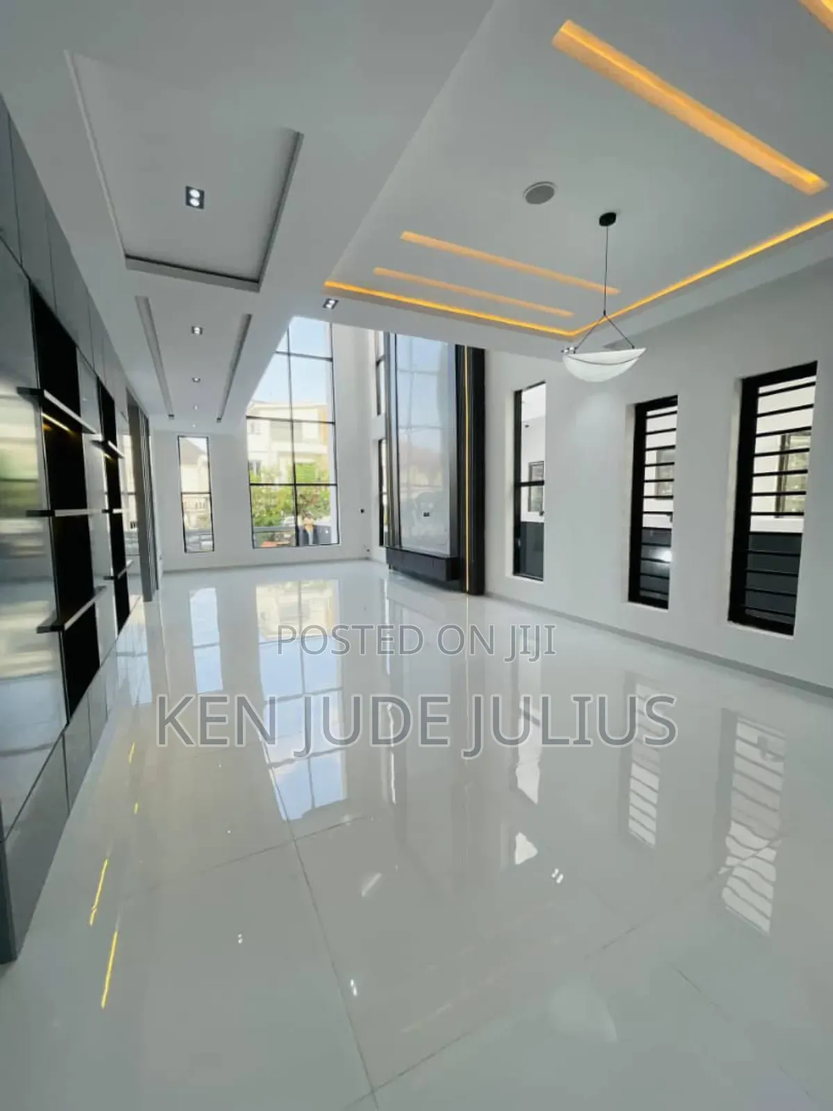 2bdrm Block of Flats in Lekki Ikate for sale