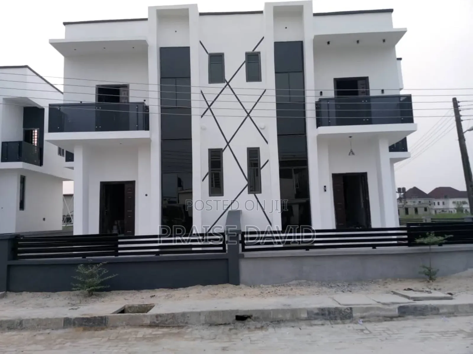 Furnished 3bdrm Duplex in Amity Estate, Lekki for sale