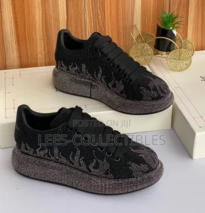 Luxury Alexander McQueen Sneakers