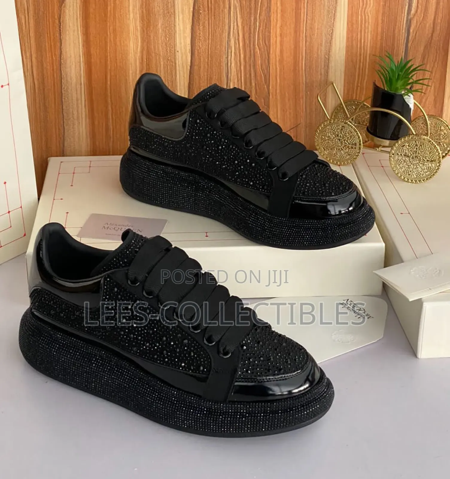 Luxury Alexander McQueen Sneakers