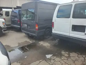 Ford E250 2006 White