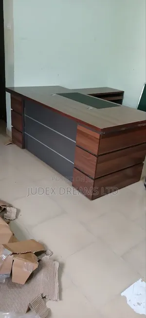 High Quality Executive Table