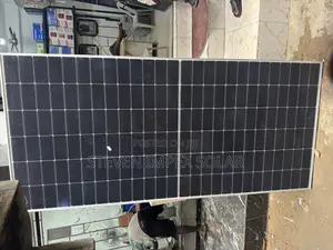 Jinko Solar Panel Half Cut Mono 670watts 144cells