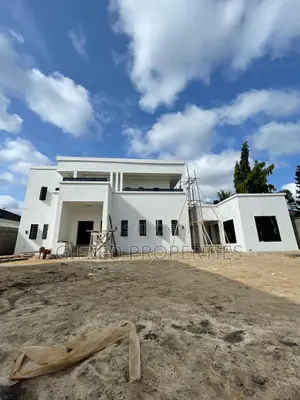 6bdrm Duplex in Mercyland Extension, Port-Harcourt for sale