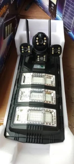 High Quality Solar CCTV and Light With 2years Warranty