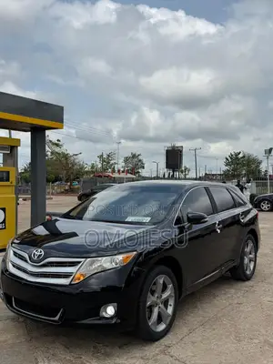 Toyota Venza V6 AWD 2011 Black