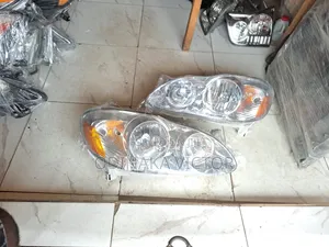 Headlamp Toyota Corolla 2005 Model