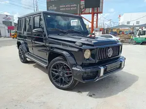 Photo - Mercedes-Benz G-Class 2011 Beige