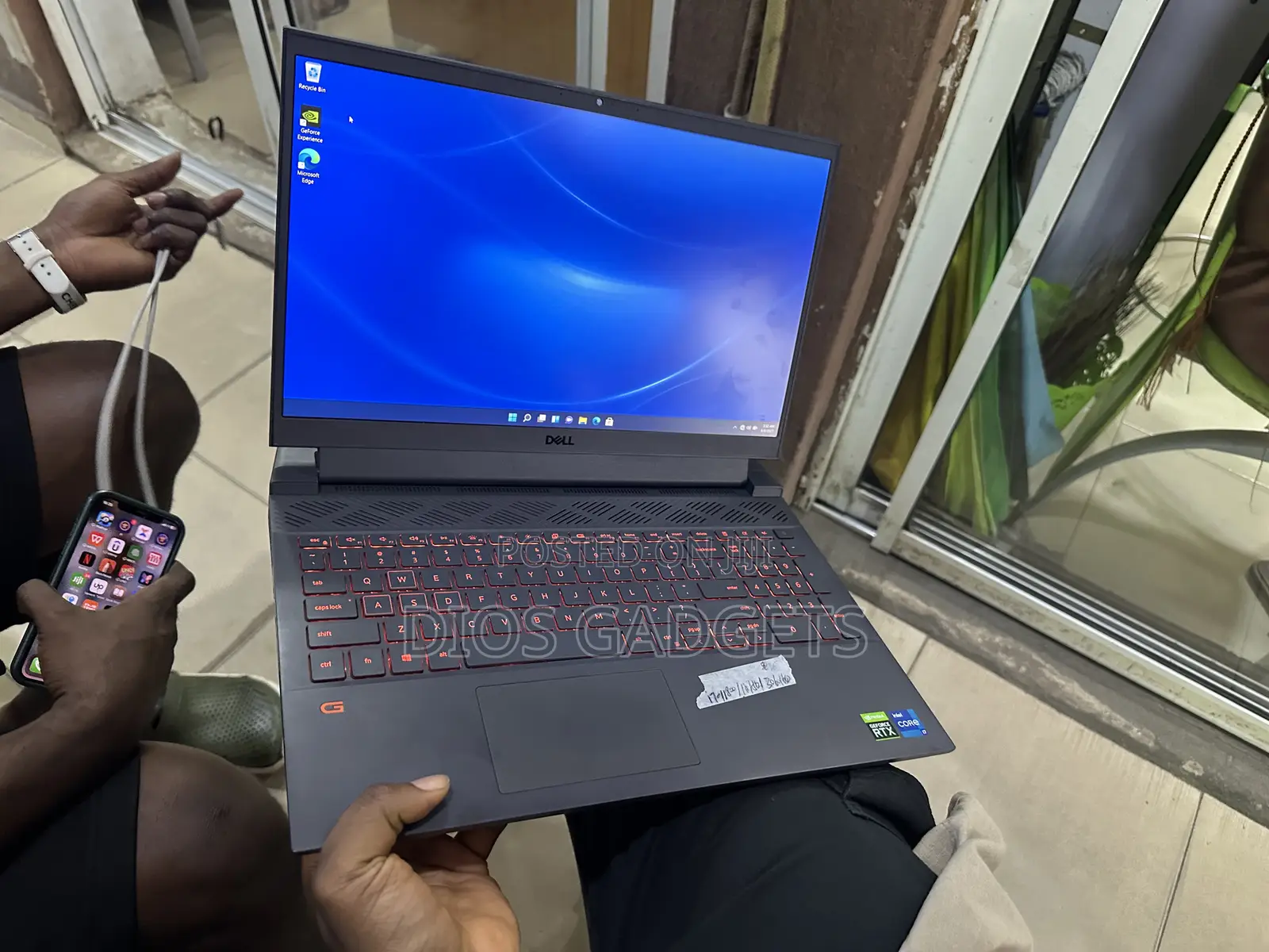 Laptop Dell G15 5511 16GB Intel Core i7 SSD 1T