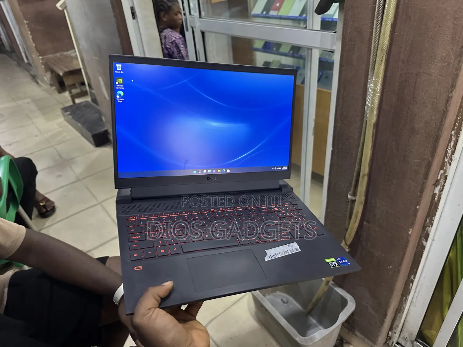 Laptop Dell G15 5511 16GB Intel Core i7 SSD 1T