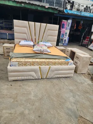 Luxury 6by6 Padded Bed Stand