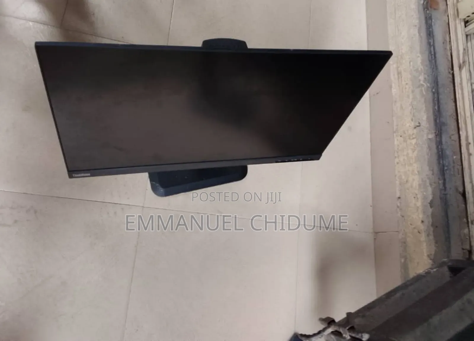 24 Inches Ips Lenovo Thinkpad Flameless