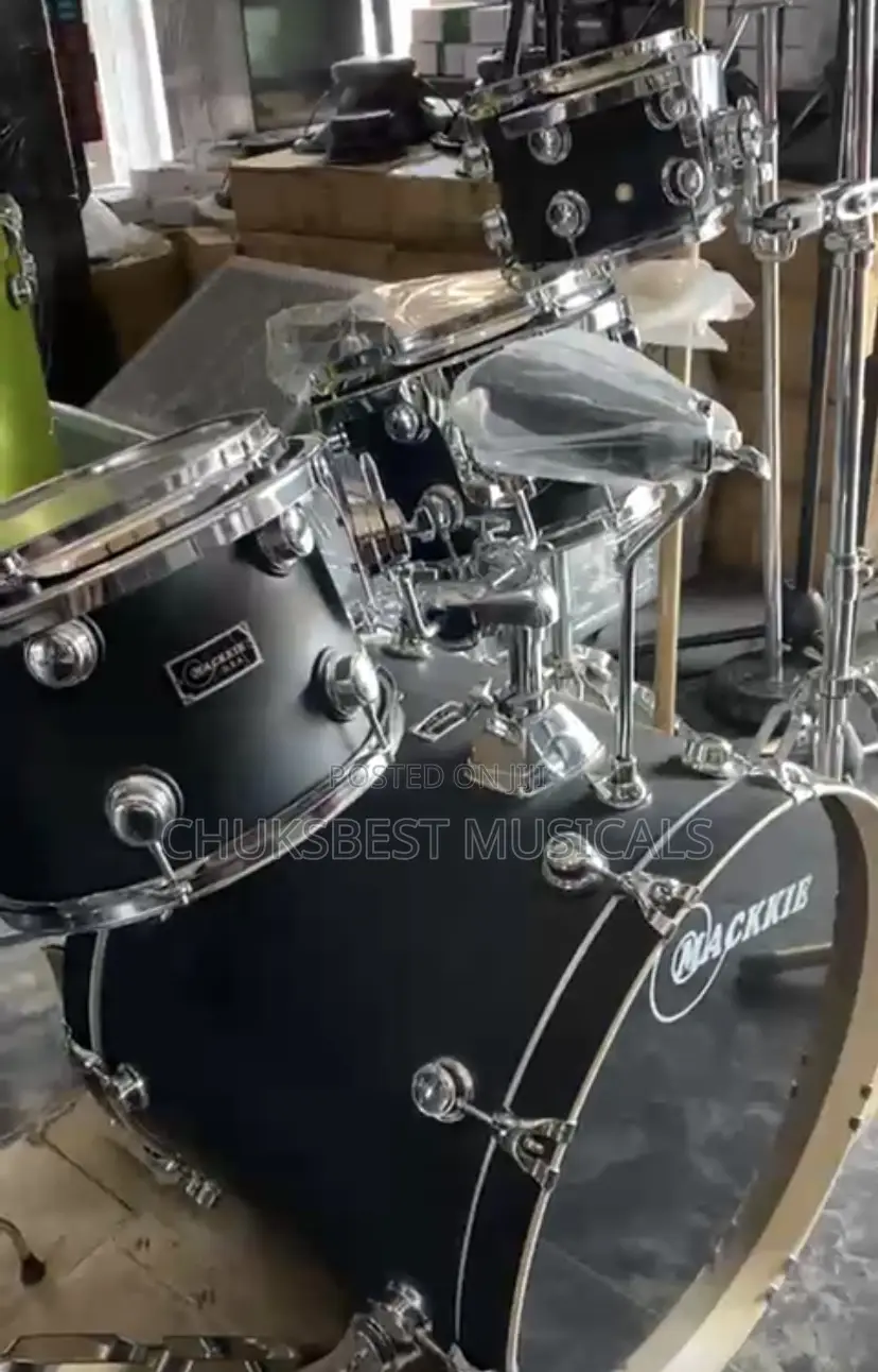 Mackie Seven Sets Custom Drum Set