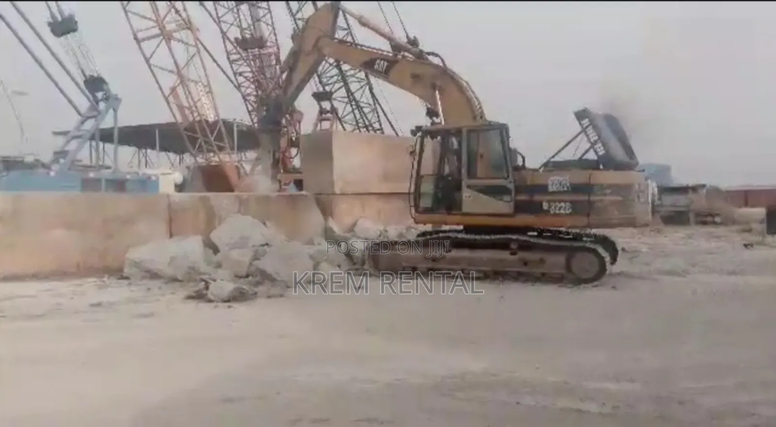 Excavator Jackhammer Available for Hire in Lagos