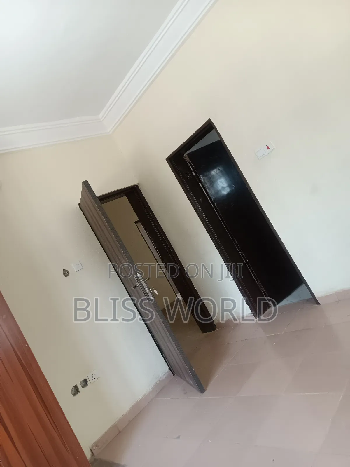 2bdrm Block of Flats in Utako for sale