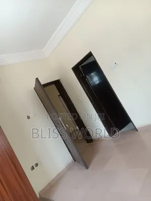 2bdrm Block of Flats in Utako for sale