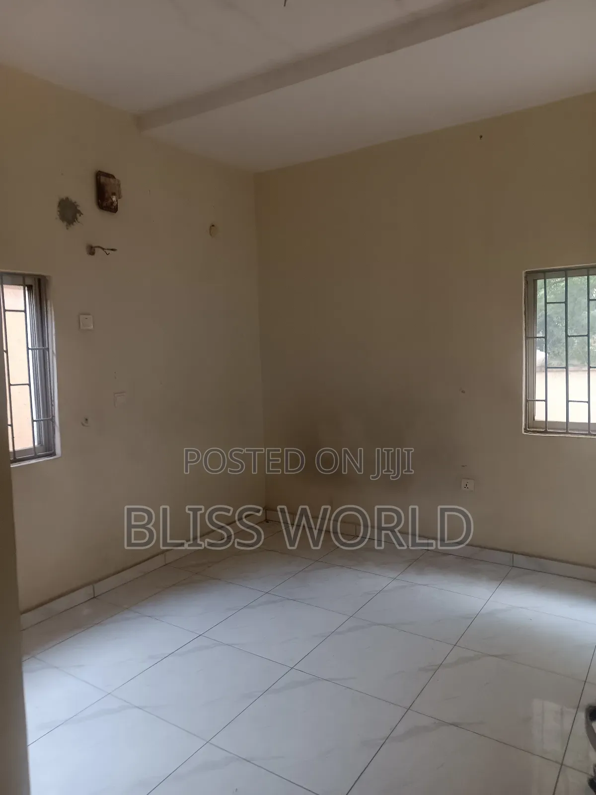2bdrm Block of Flats in Utako for sale