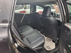 Toyota RAV4 Limited AWD (2.5L 4cyl 6A) 2017 Black