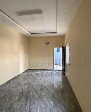 Mini Flat in Ago Palace for rent