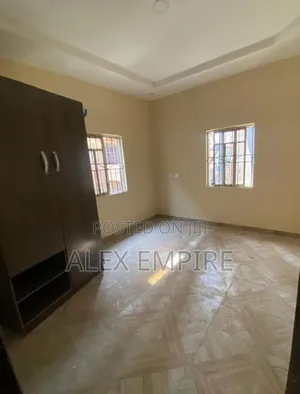 Mini Flat in Ago Palace for rent