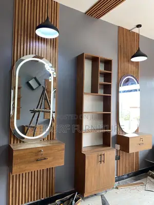 Saloon Dresser’S
