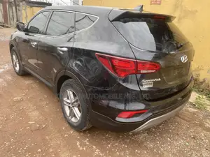 Hyundai Santa Fe SE AWD 2016 Black