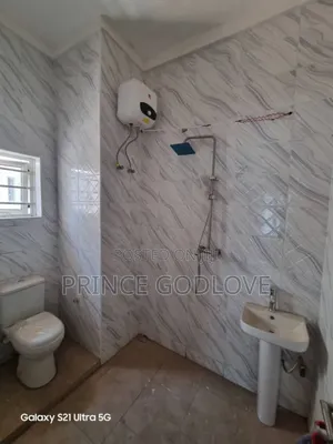 2bdrm Block of Flats in Rockville Estate, Dawaki for rent