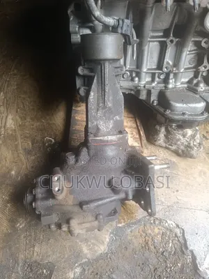 Front Auxiliary for Rx330, Rx300, Highlander 2005.