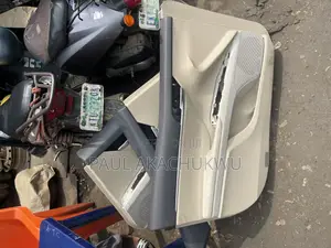 Toyota Camry 018/020 Door Mat (Body Spare Parts)