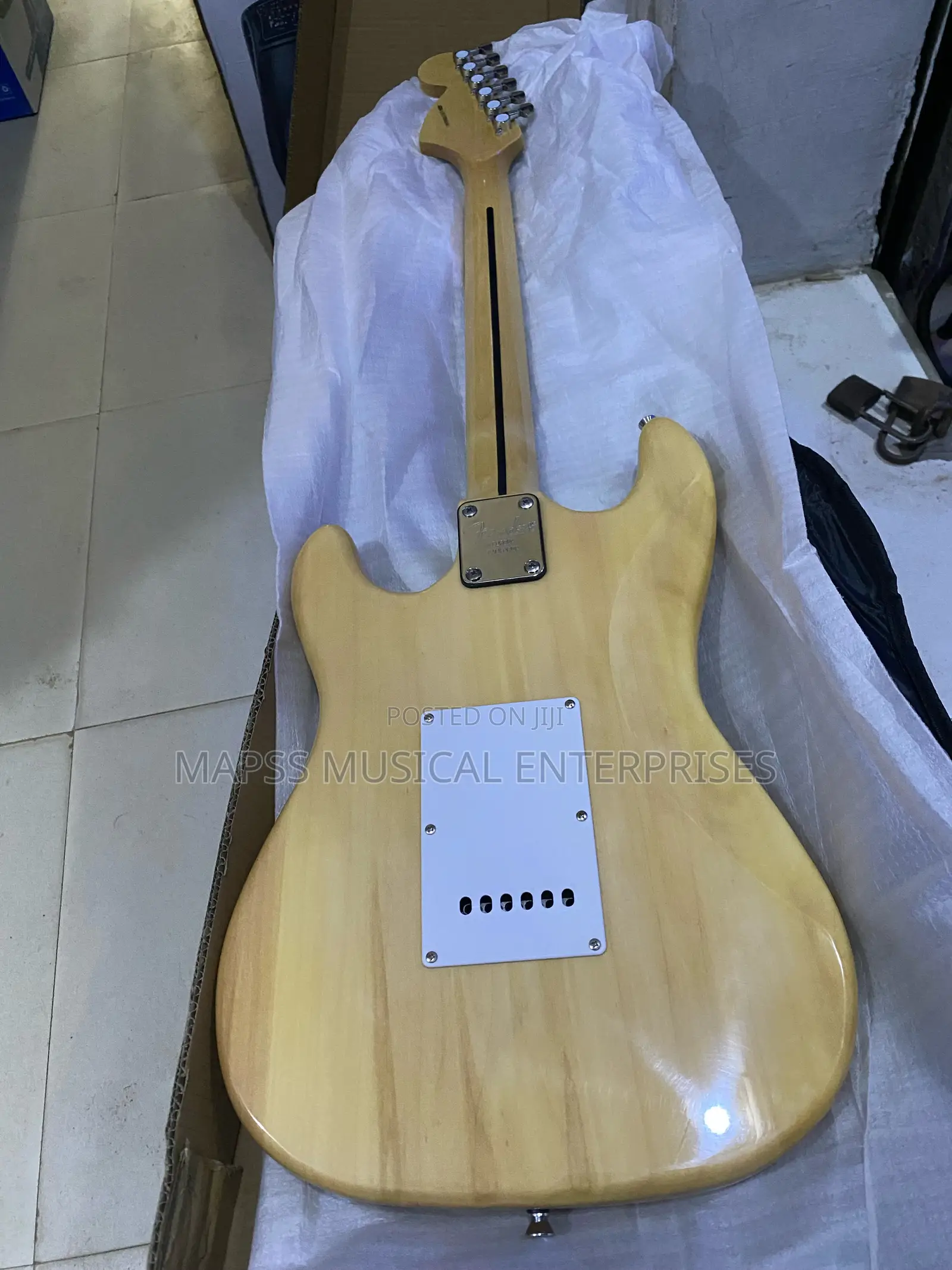 Fender Stratocaster Electric Guitar