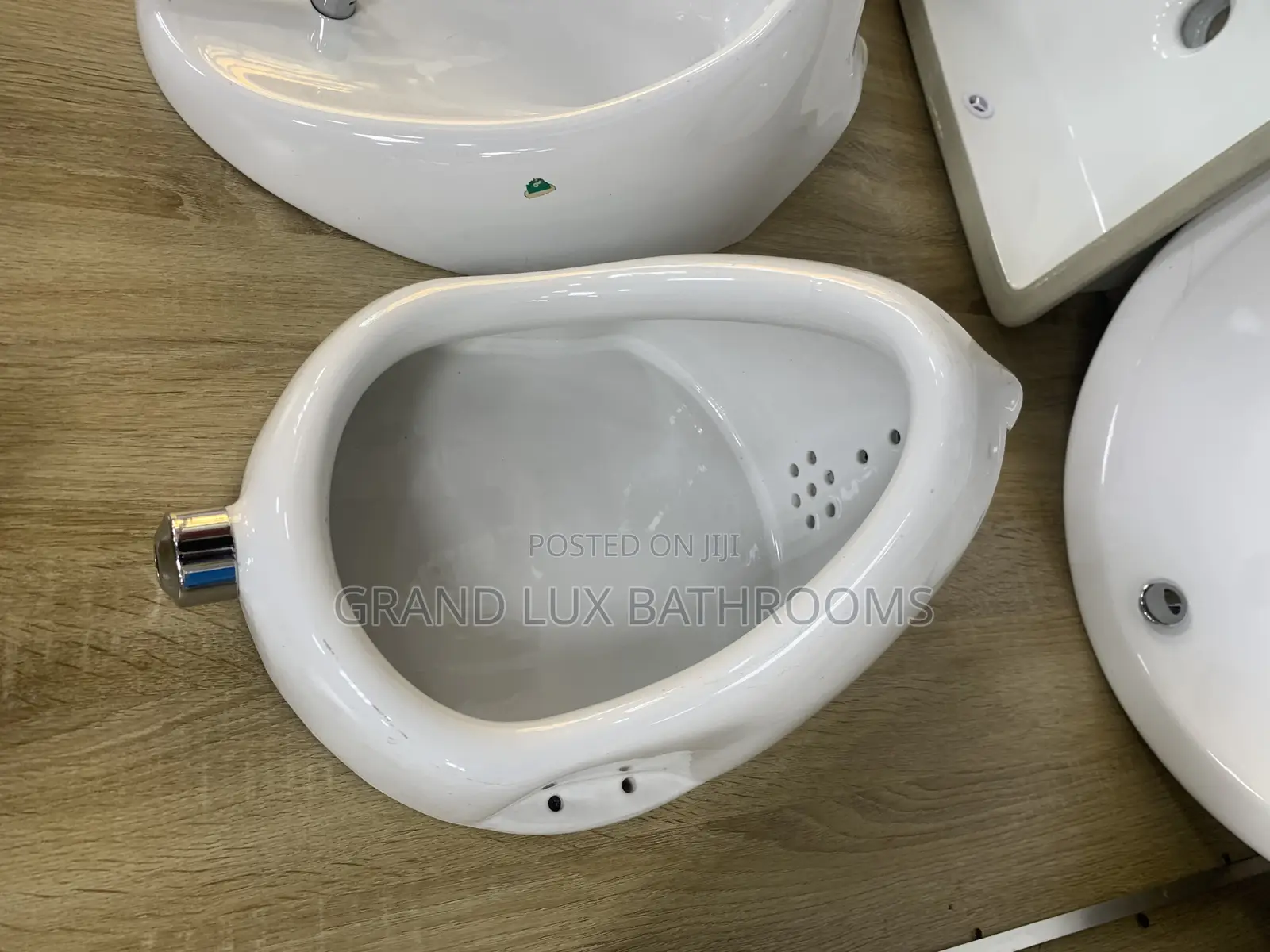 **Wall-Mounted Ceramic Urinal With Top Inlet Flush Valve**