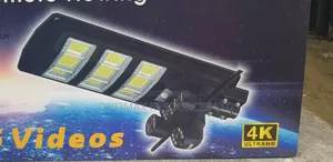 3lens 4g 450w Solar Streetlight Camera