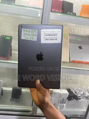 Apple iPad 10.2 (2020) 32 GB Black