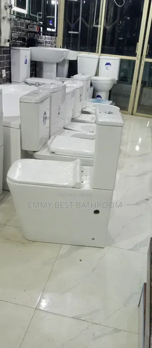 Smart Shape Wc Set With the Wash Hand Basin
