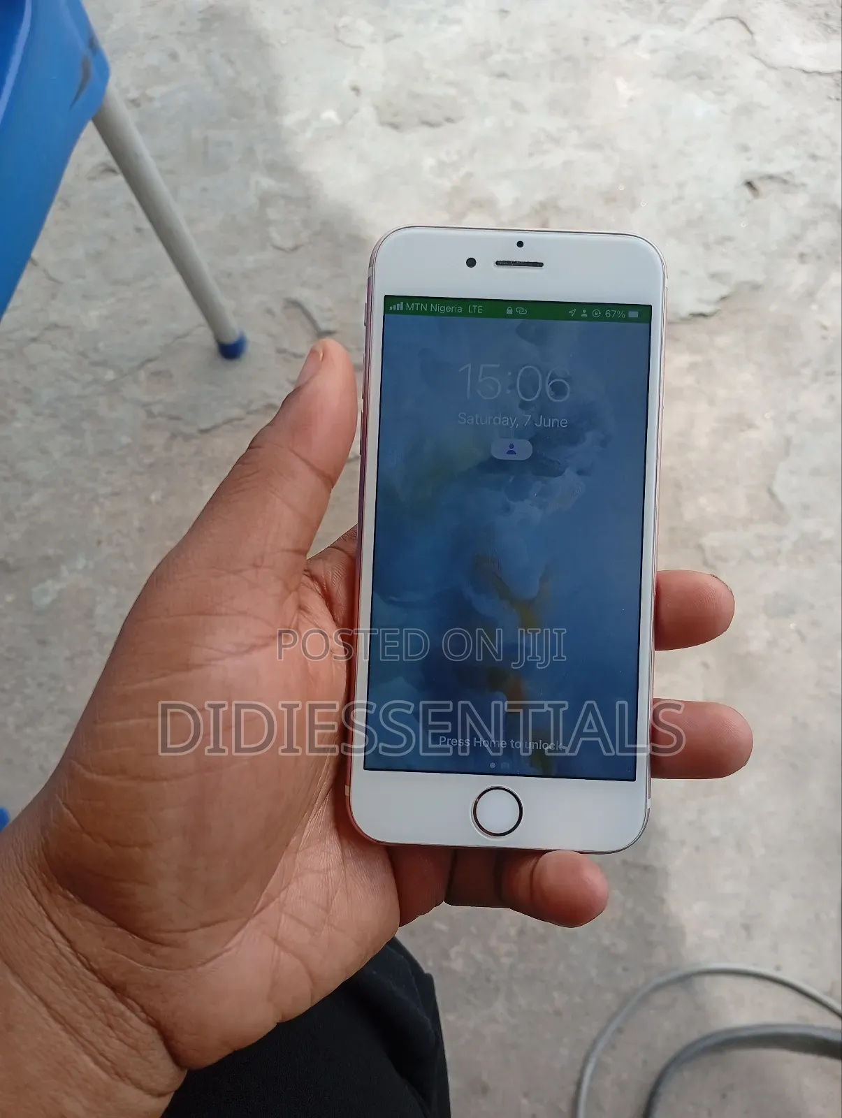 Apple iPhone 6s 64 GB Pink