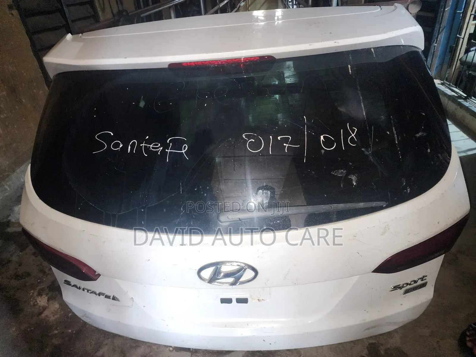Complete Back Boot Hyundai Santafe 2017 Available
