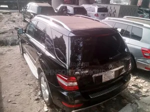 Mercedes-Benz M Class ML 350 4Matic 2011 Black