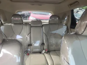 Toyota Venza V6 AWD 2011 Beige