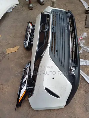 Venza 2020-2021 Headlamp/Headlight Complete Front Bumper