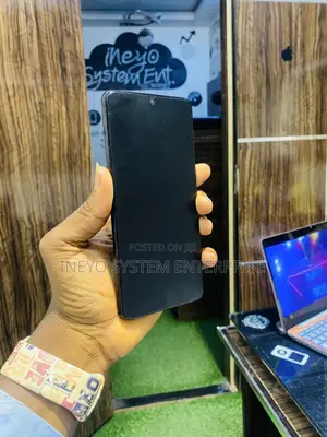 Samsung Galaxy S21+ 5G 128 GB Black
