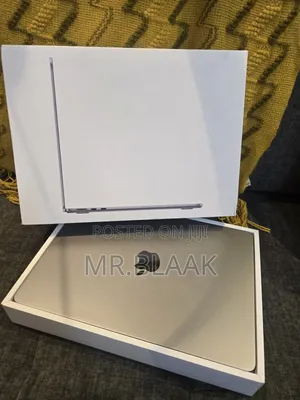 Laptop Apple MacBook Air 2022 M2 8GB Intel Core M2 SSD 256GB