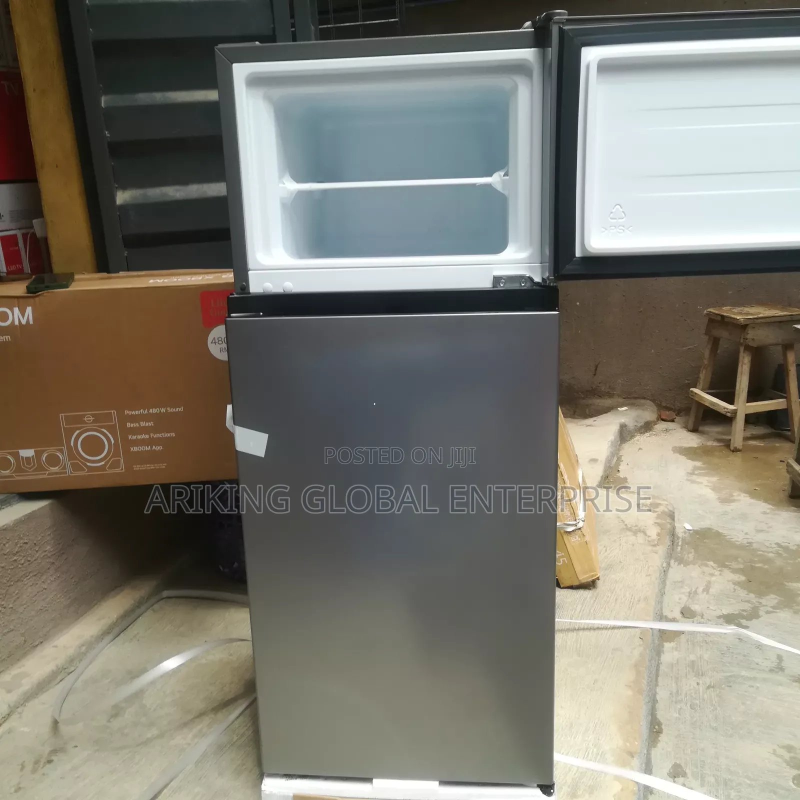 Original Quality 124litres Refrigerator